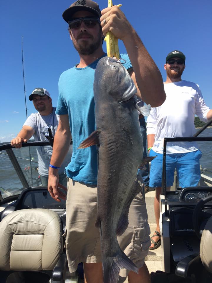 Oologah Lake Blue Catfish 8/13/16 - Lance's Fishing Guide Service (918)  607-7357